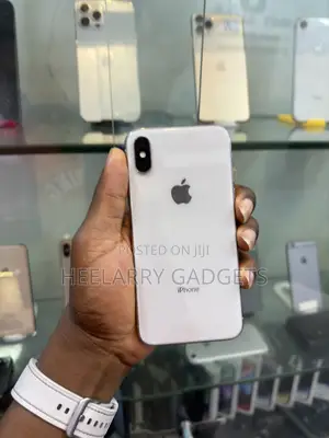 Apple iPhone X 64 GB White