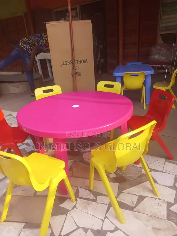 Children Table