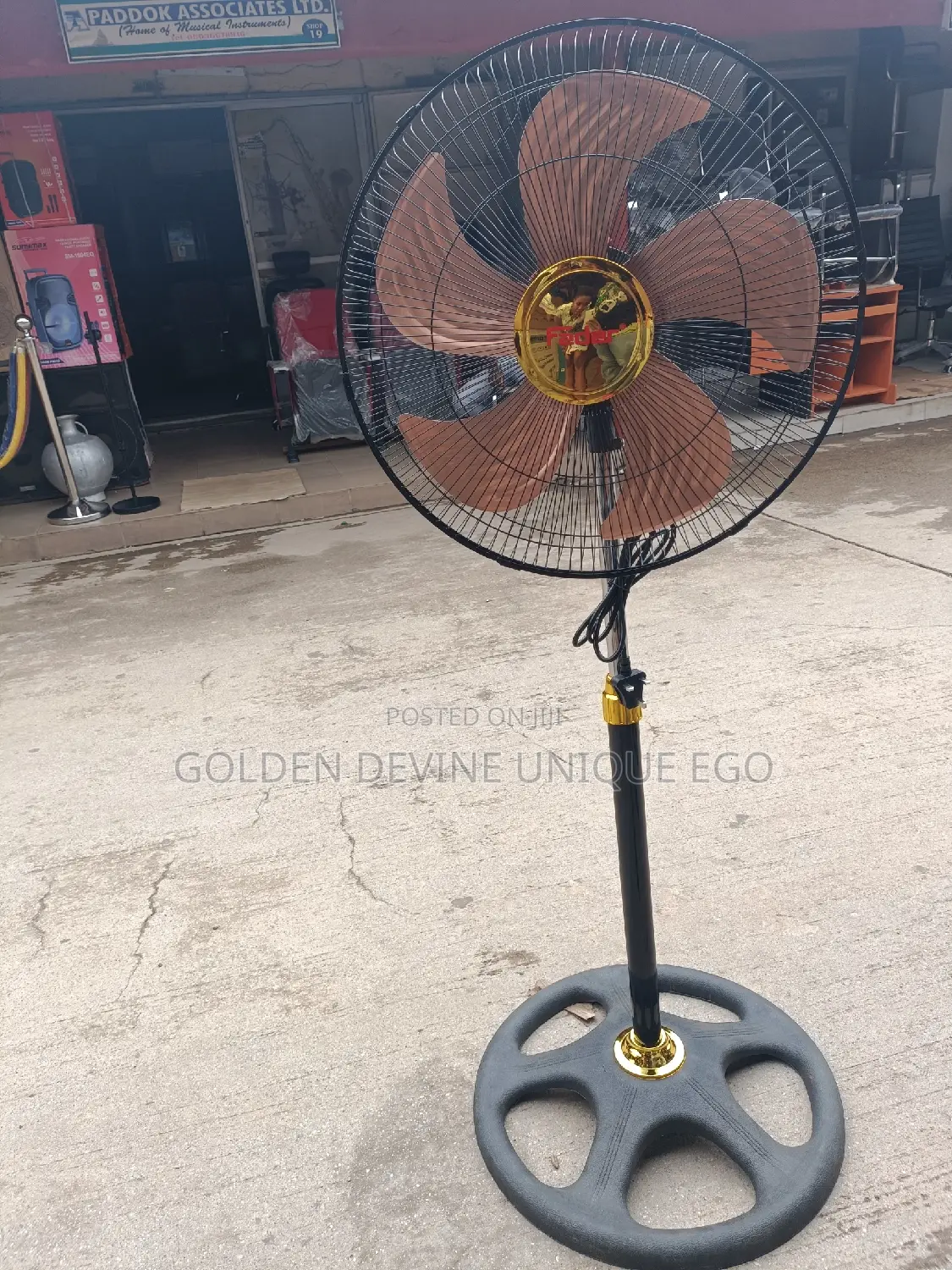 Fadar Standing Fan