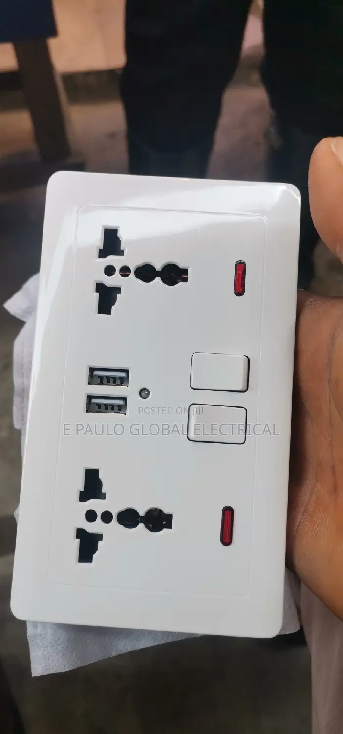 13amps Double Socket USB Port