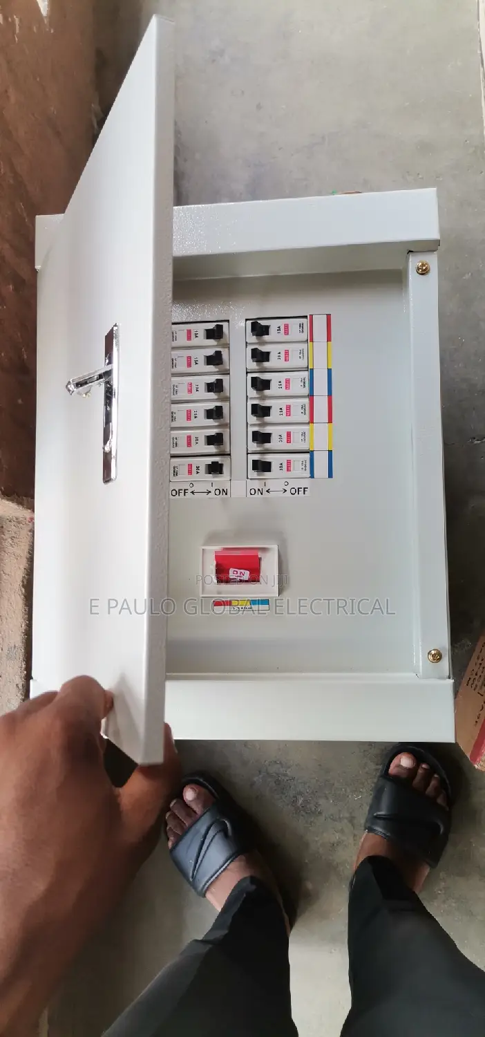 12fuse Distribution Board