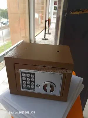 Electronic Security Money Safe Box With Keys