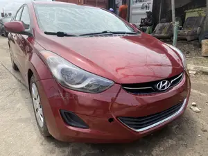 Hyundai Elantra 2013 Red