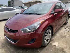 Hyundai Elantra 2013 Red