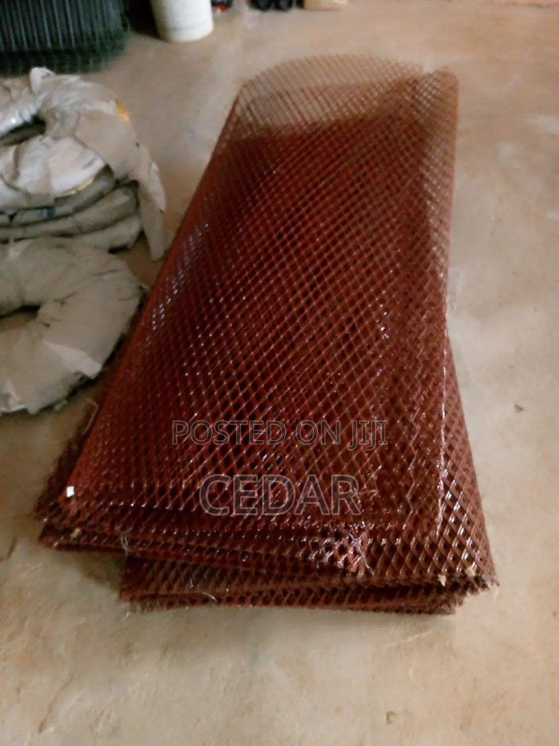 2/4 Panel Marsh Wire With Pole