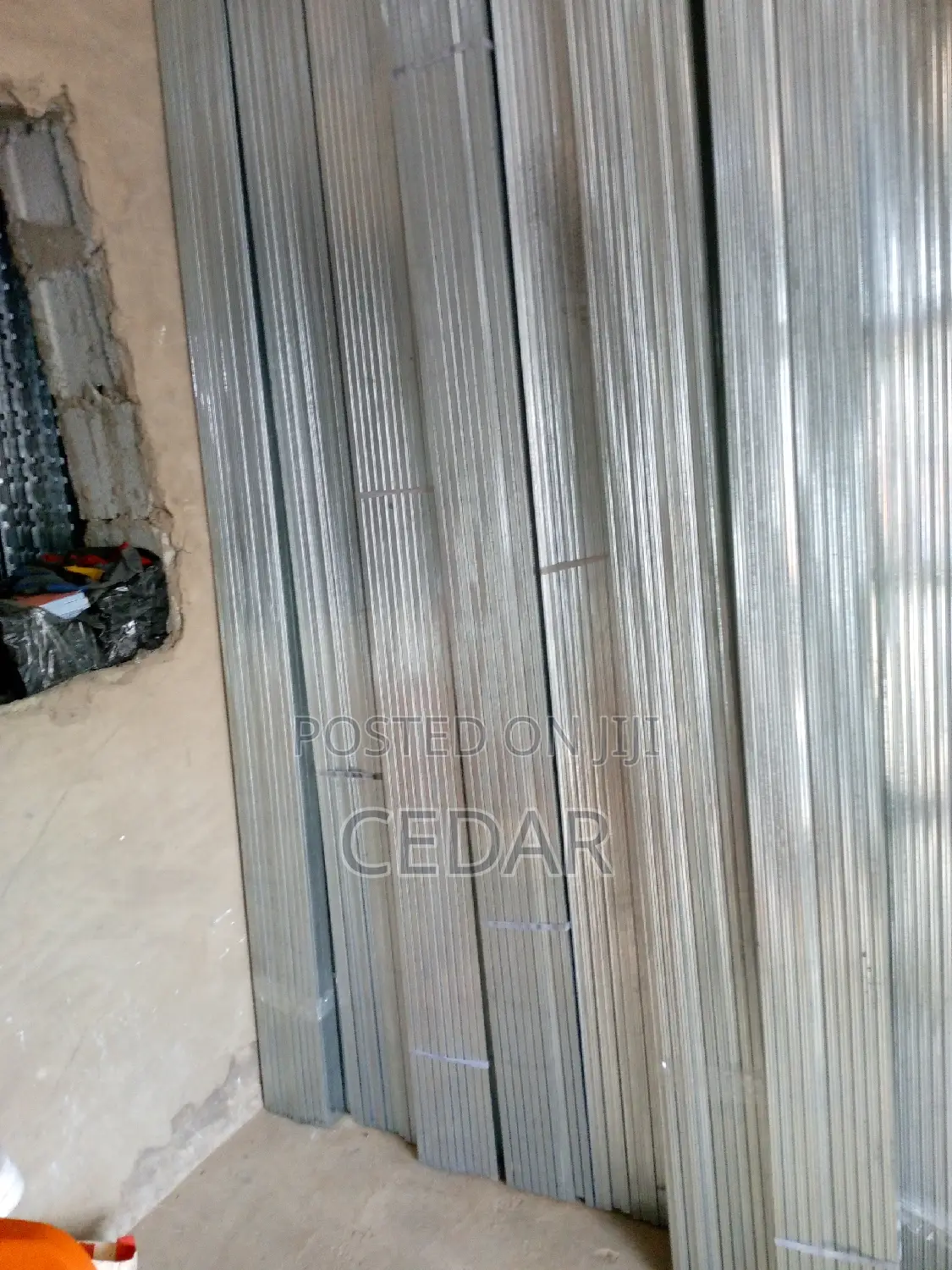 Partitions Profile Ceiling Frofile