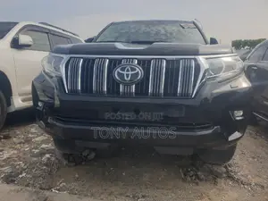 Toyota Land Cruiser Prado 2022 Black