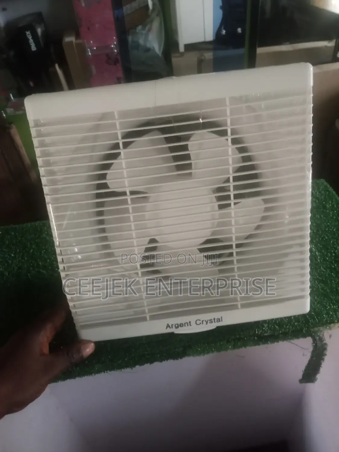 6" Fan Extractor