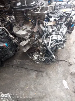 Complete Engine With Gear Box for Volkswagen Rutan