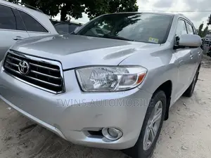 Toyota Highlander Limited 2010 Silver