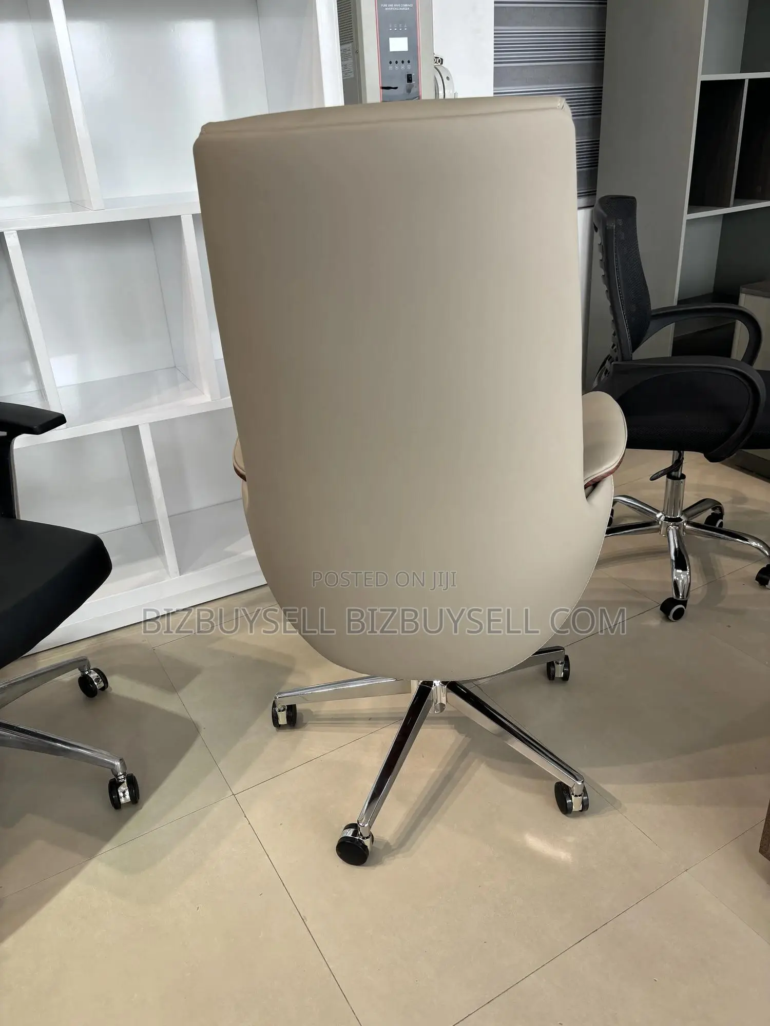 Executive Office Chair