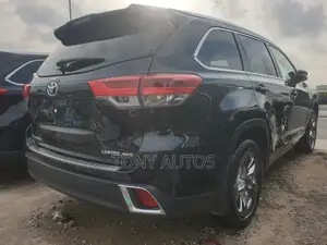 Toyota Highlander 2018 Black