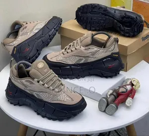 Photo - High Quality Classic Reebok Sneakers