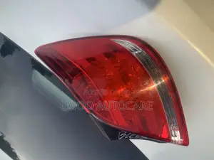 Rear Light Avalon 2008