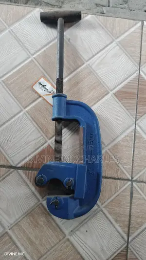 Pipe Cutting Machine