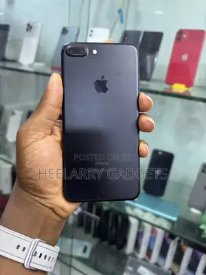 Apple iPhone 7 Plus 32 GB Black