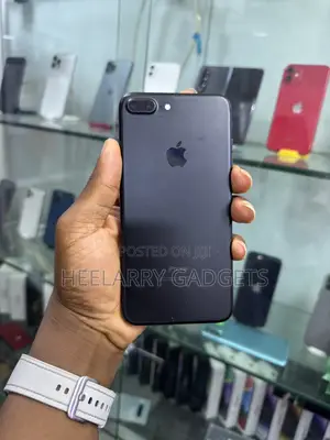 Apple iPhone 7 Plus 32 GB Black