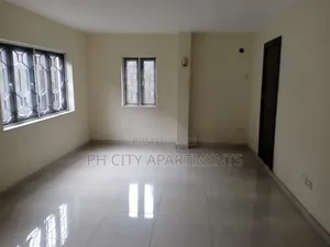 3bdrm Block of Flats in GRA Phase 3 / Port-Harcourt for rent