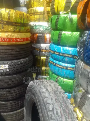 Austone and Rockblade Tires