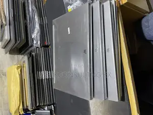 New Laptop Acer Predator Triton 500 SE 16GB Intel Core I7 SSD 1T