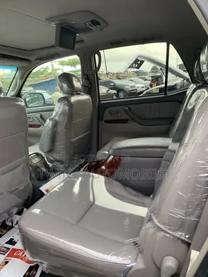 Toyota Sequoia 2007 Blue
