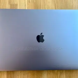 Laptop Apple MacBook Pro 2018 16GB Intel Core I7 SSD 512GB
