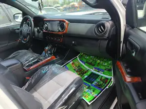 Toyota Tacoma 2020 White