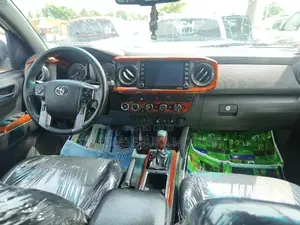 Toyota Tacoma 2020 White