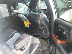 Toyota Tacoma 2020 White