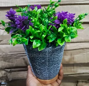Flower Vase Aroma Diffuser (Comes With Oil)