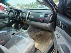 Toyota Tacoma Double Cab V6 Automatic 2010 Black