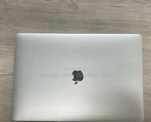 Laptop Apple MacBook Pro 2017 16GB Intel Core i7 SSD 512GB