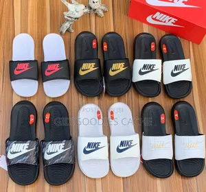 Nike Slides 40/50