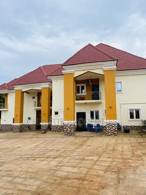 Photo - Service Apartment, 4 Bedroom Duplex