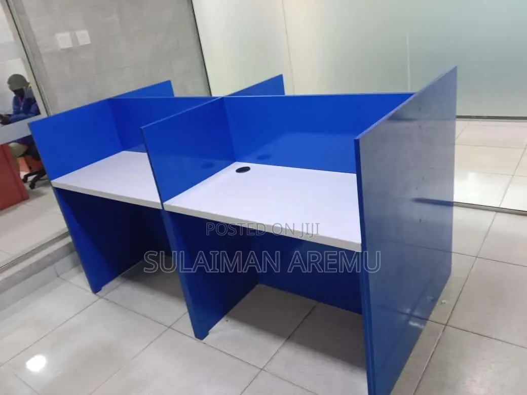 Standard Workstation by 4person