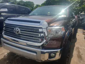 Toyota Tundra 2017 Brown