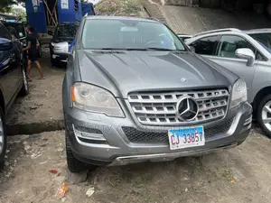 Mercedes-Benz M Class 2012 Gray
