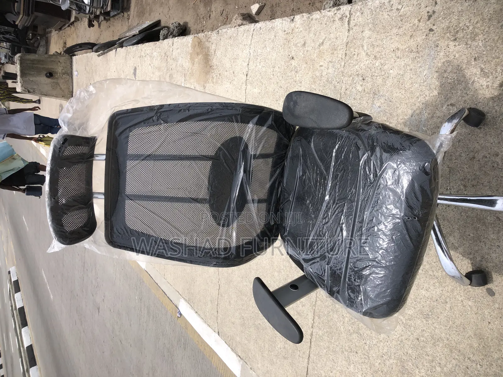 Headrest Chair