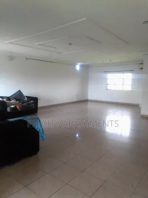 3bdrm Block of Flats in GRA Phase 3 / Port-Harcourt for rent