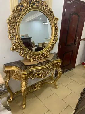 Royal Mirror Console