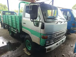 Toyota Dyna 200