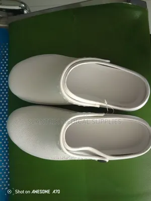 Comfortable Waterproof Clog