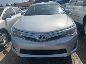 Toyota Camry 2013 Silver