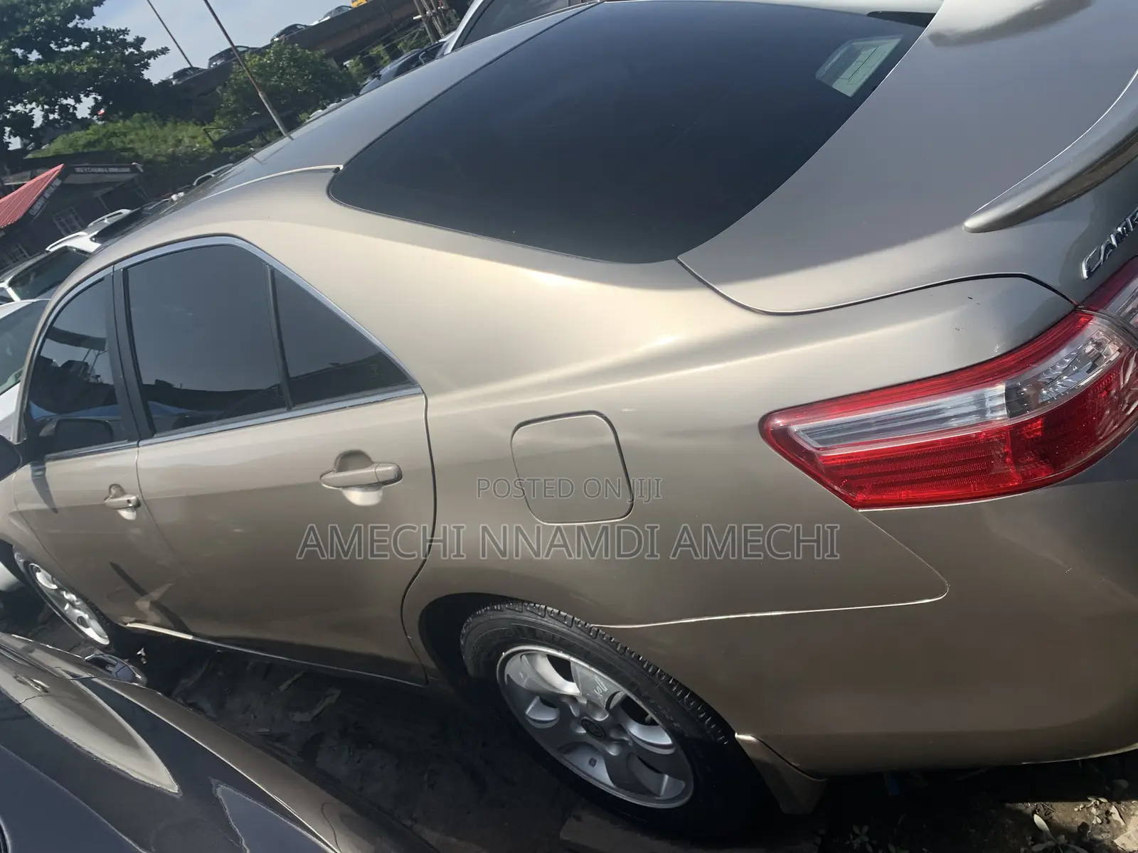 Toyota Camry 2009 Gold