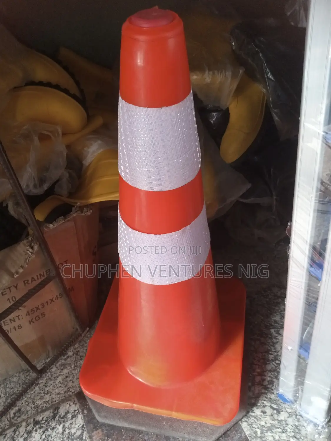 75cm Safety/Traffic Cone