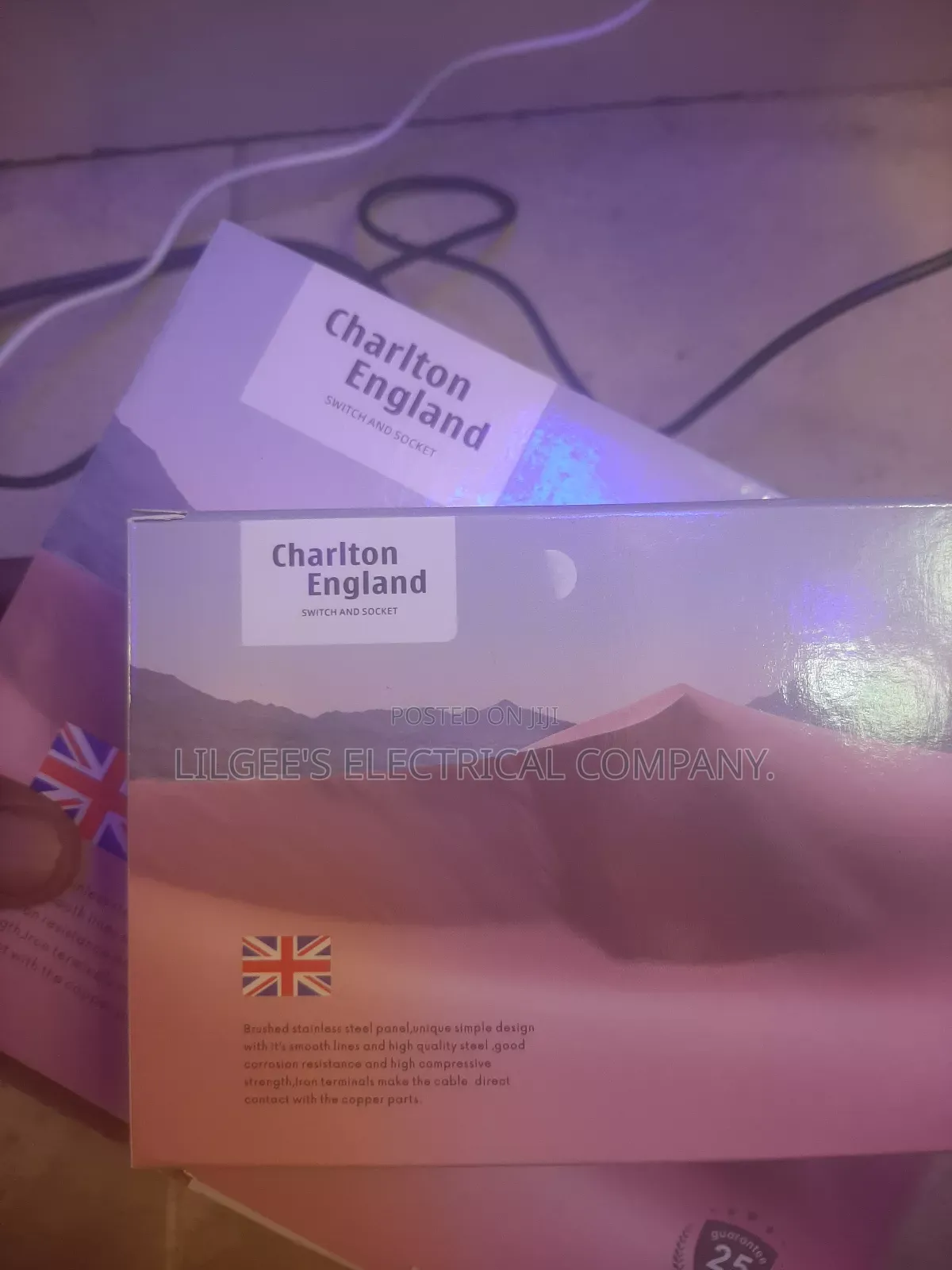 Original Charlton England 13 Amps Double Socket