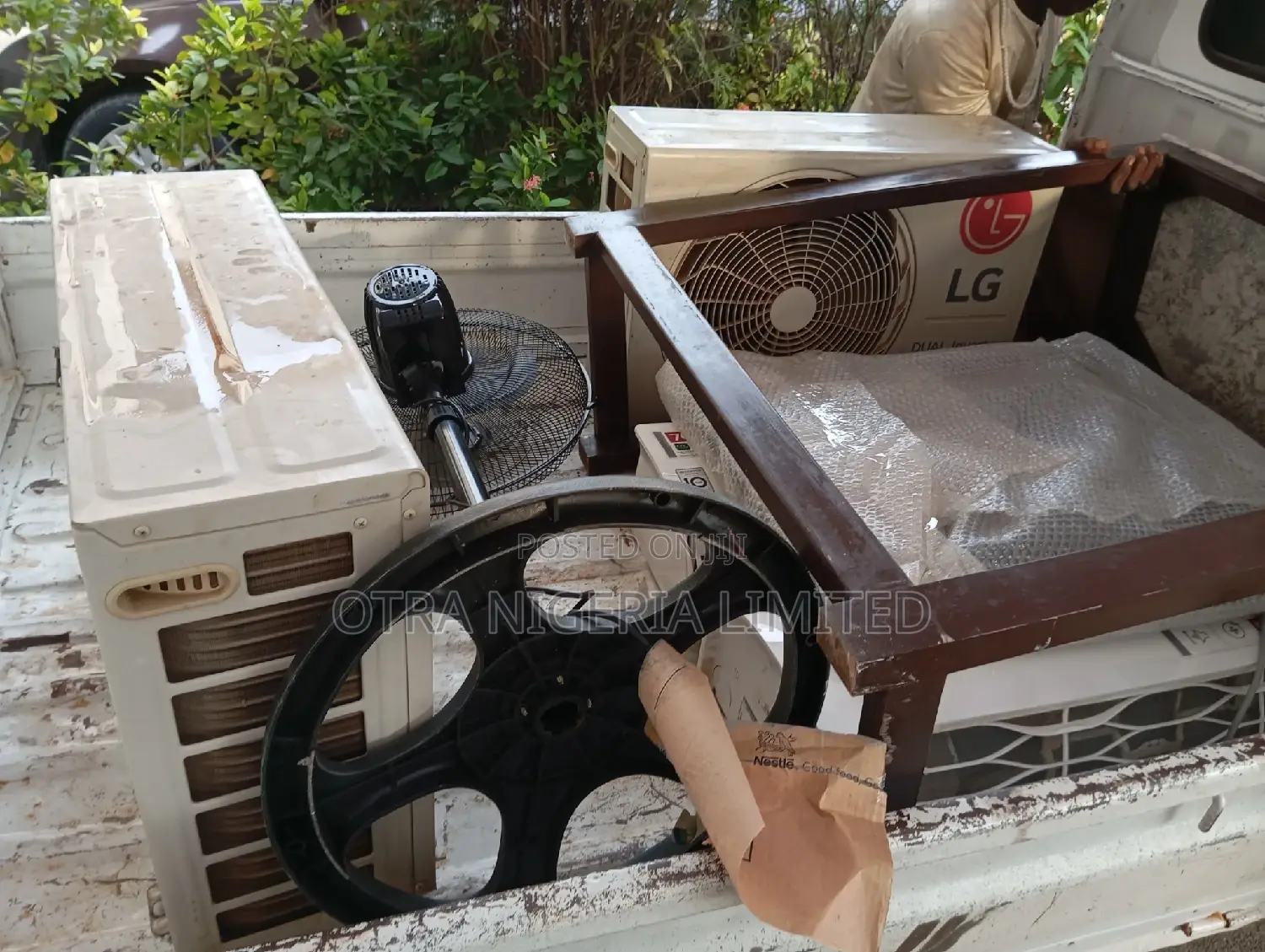 Small Pickup Truck for Light Loads
