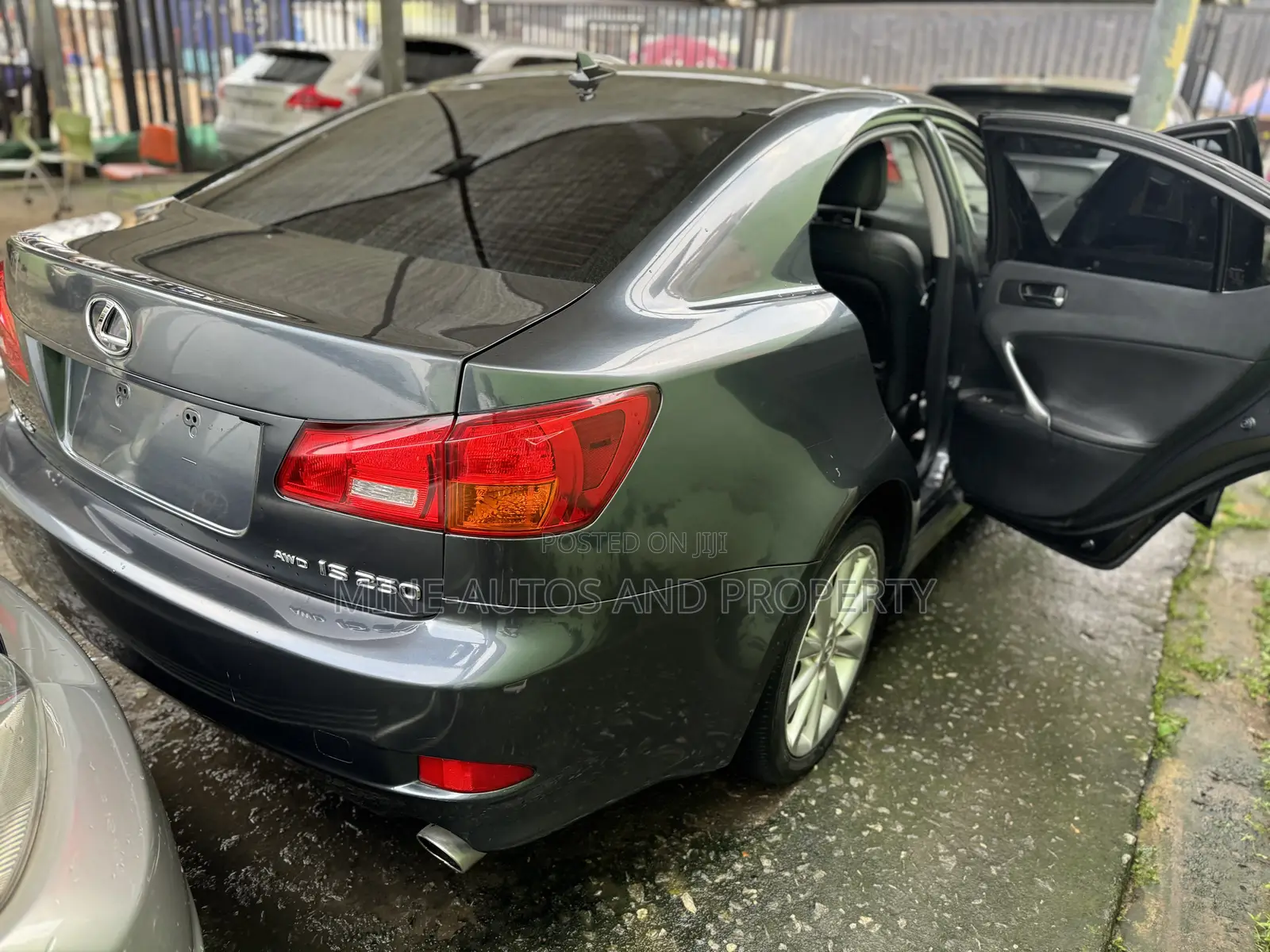 Lexus IS 250 2010 Gray
