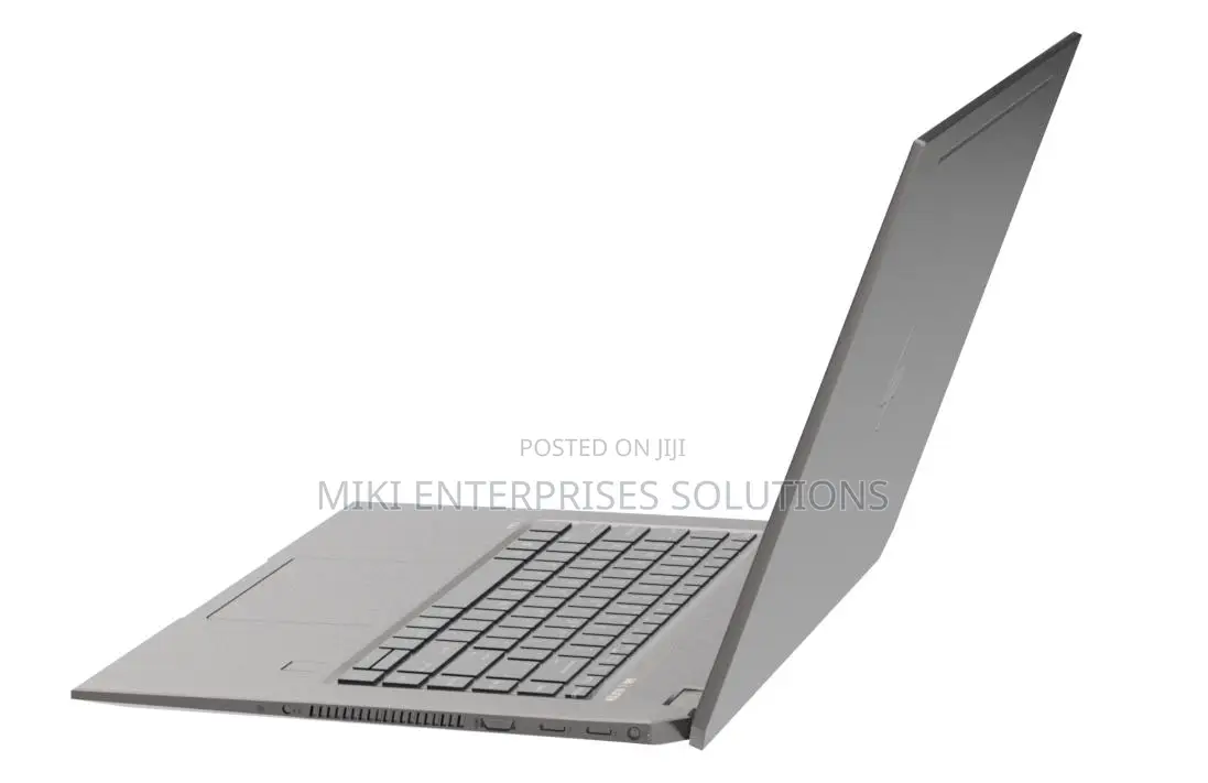 New Laptop HP ZBook Studio 32GB Intel Core I7 SSD 512GB