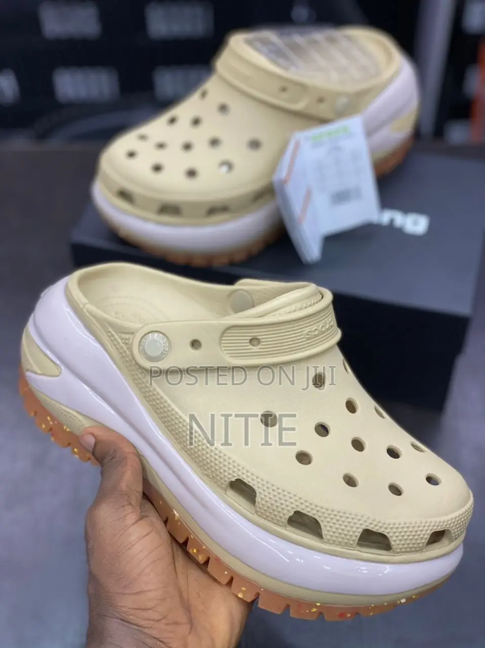 Crocs Mega Crush Clogs